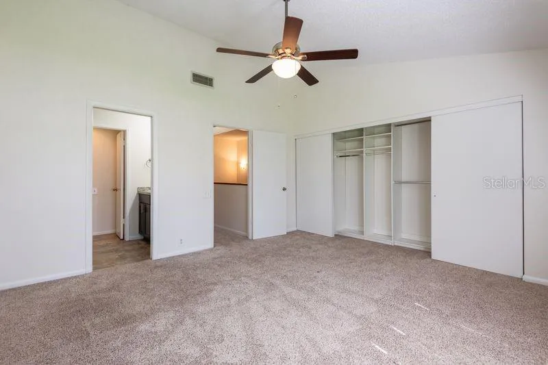 819 OAK PARK PLACE Brandon, FL 33511