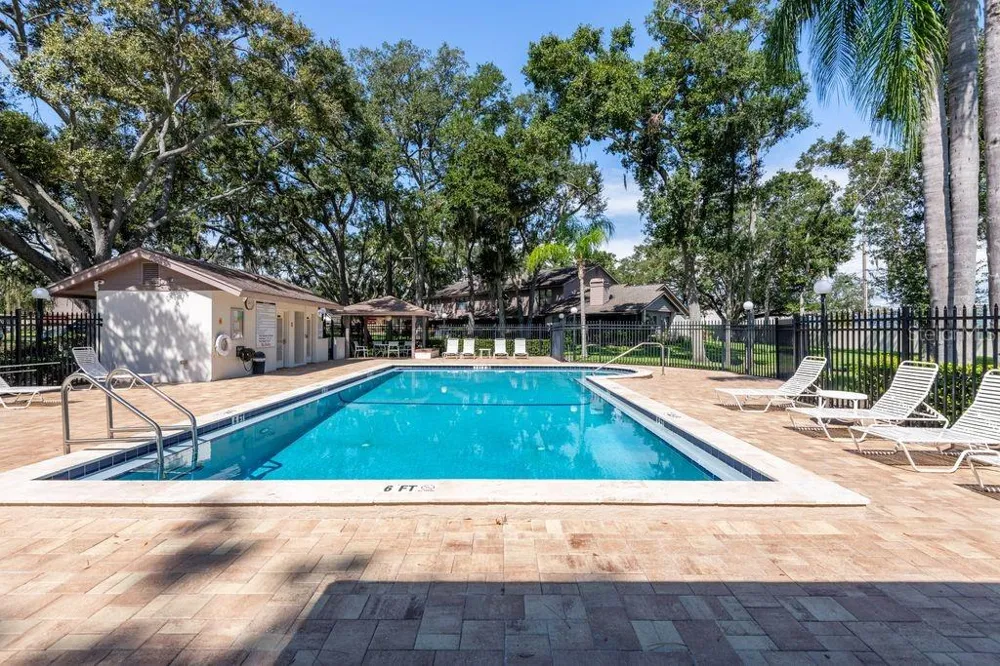 819 OAK PARK PLACE Brandon, FL 33511