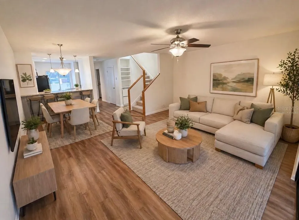 819 OAK PARK PLACE Brandon, FL 33511