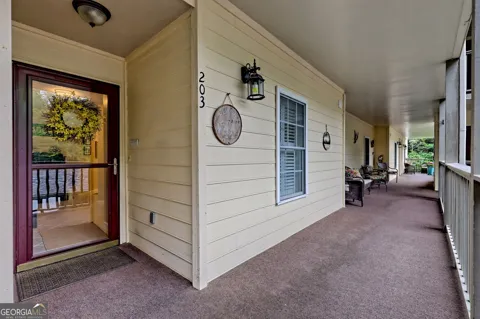 300 Ginger Creek LN