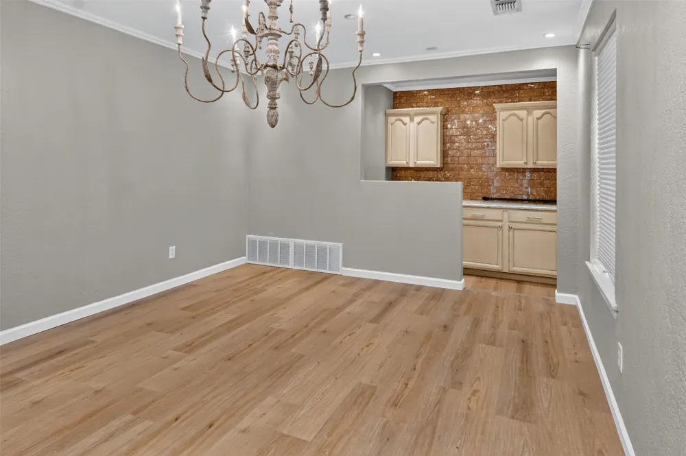 305 NW 7th Avenue Mineral Wells, TX 76067