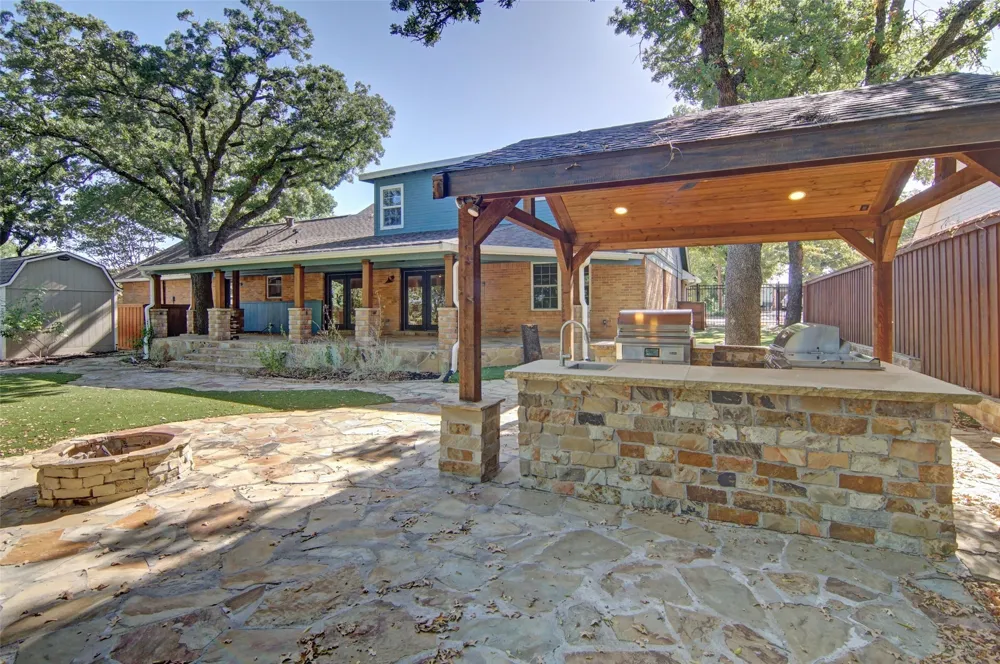305 NW 7th Avenue Mineral Wells, TX 76067