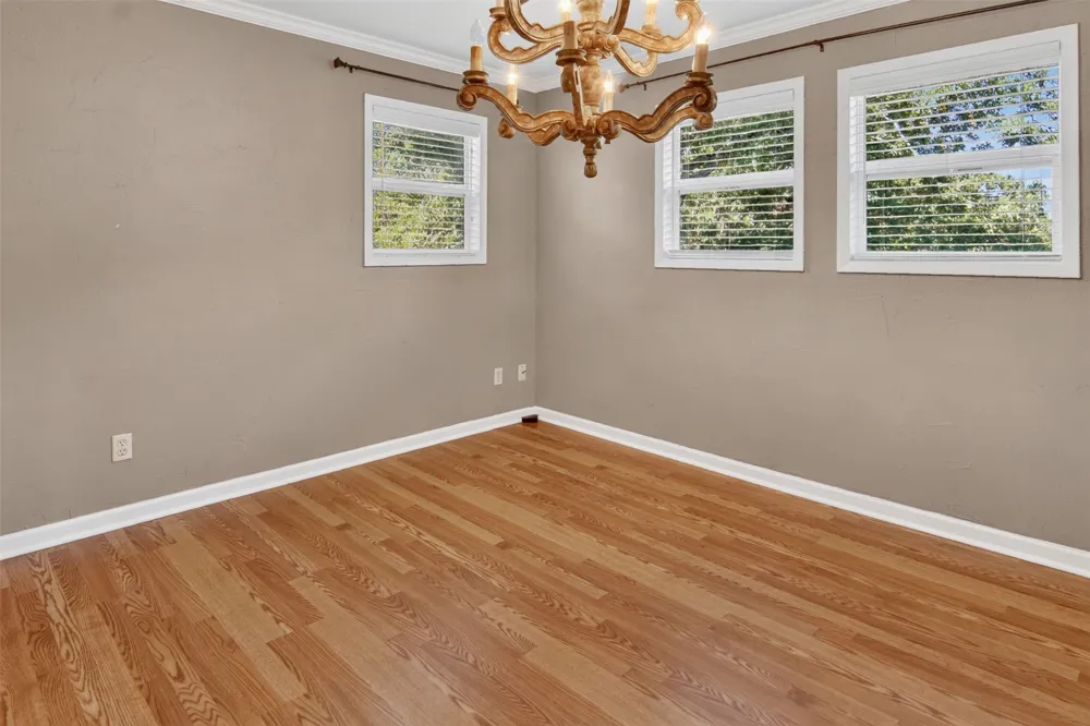 305 NW 7th Avenue Mineral Wells, TX 76067