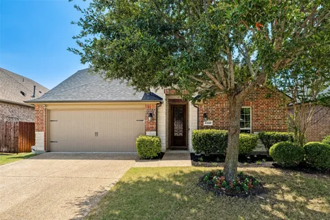 4413 Forest Cove Drive