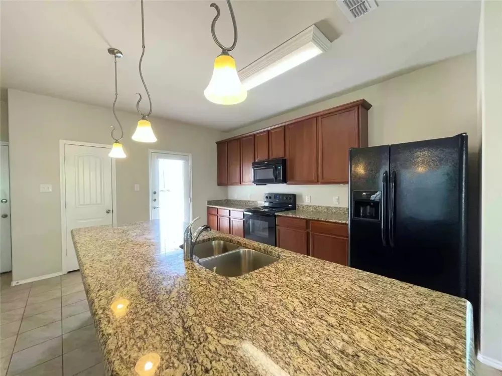 712 Whitemarsh Drive Aubrey, TX 76227