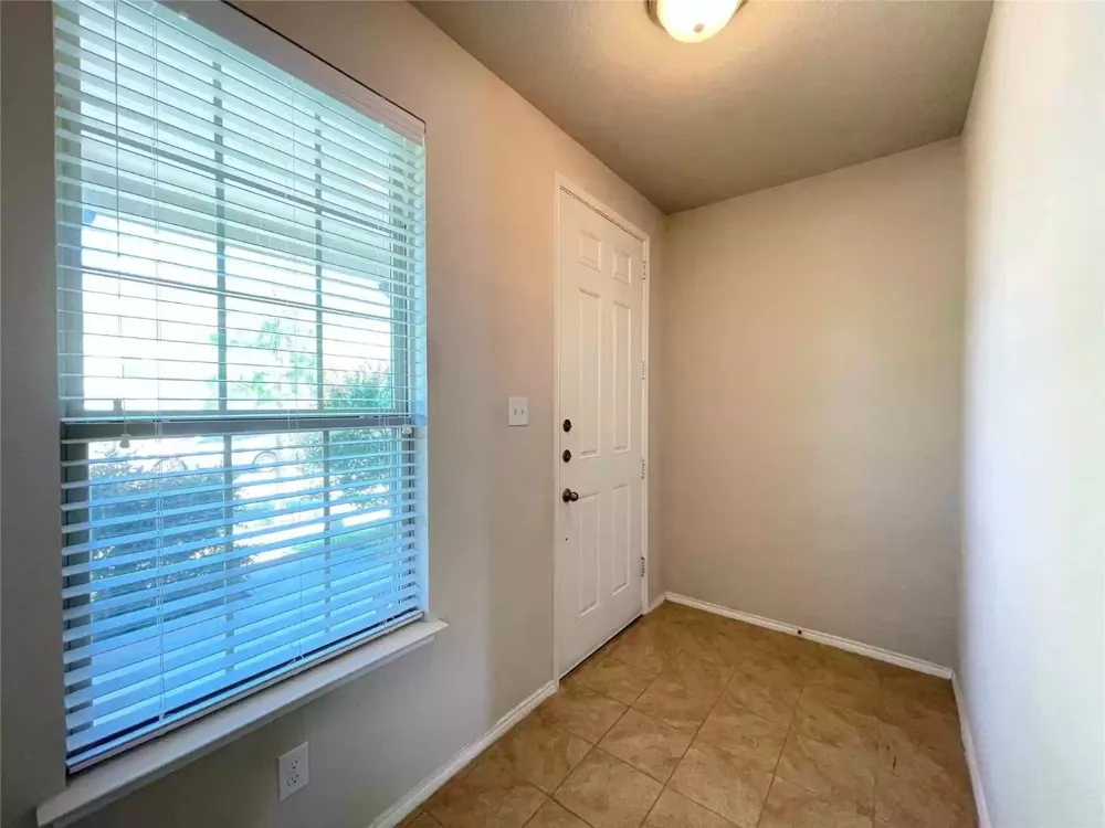 712 Whitemarsh Drive Aubrey, TX 76227