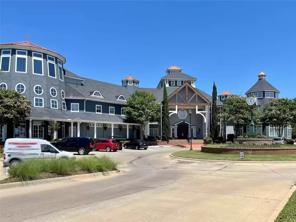 712 Whitemarsh Drive Aubrey, TX 76227