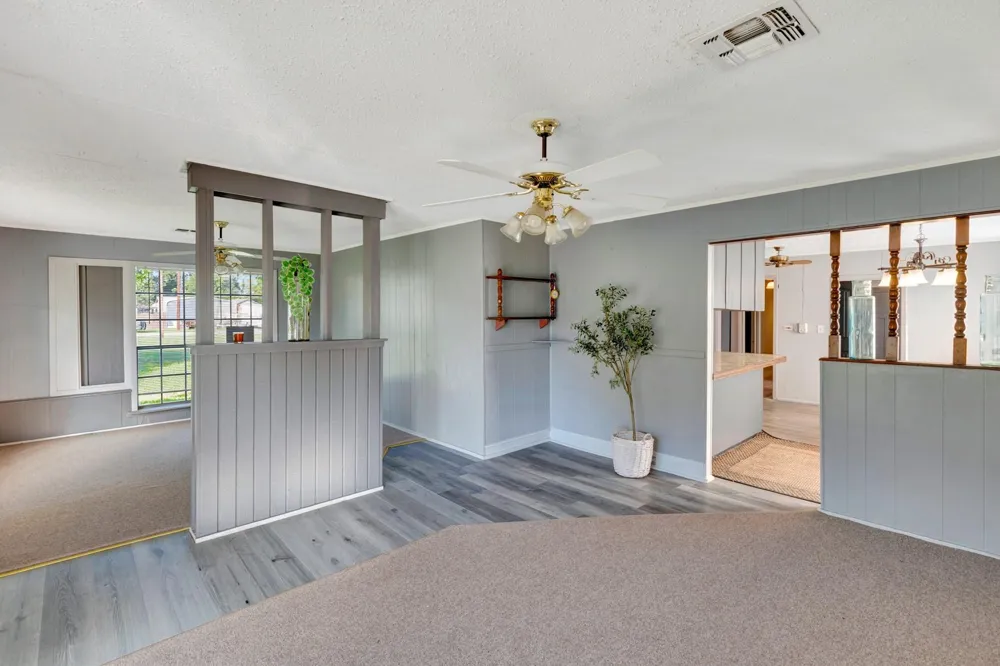 407 Bois D Arc Street Edna, TX 77957