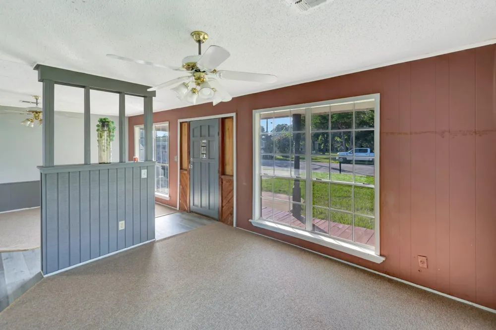 407 Bois D Arc Street Edna, TX 77957