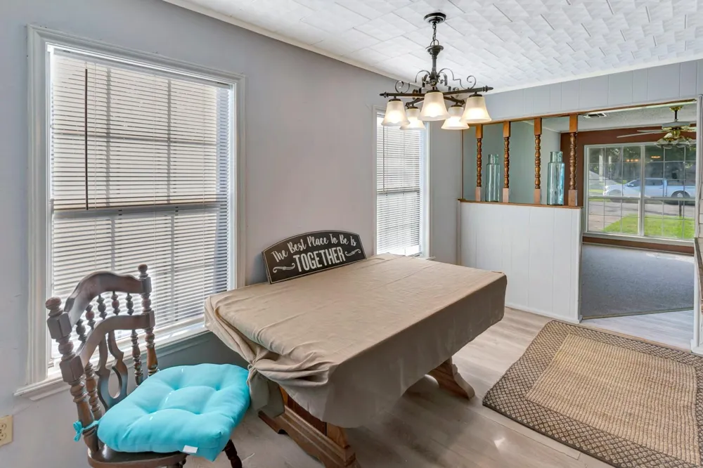 407 Bois D Arc Street Edna, TX 77957