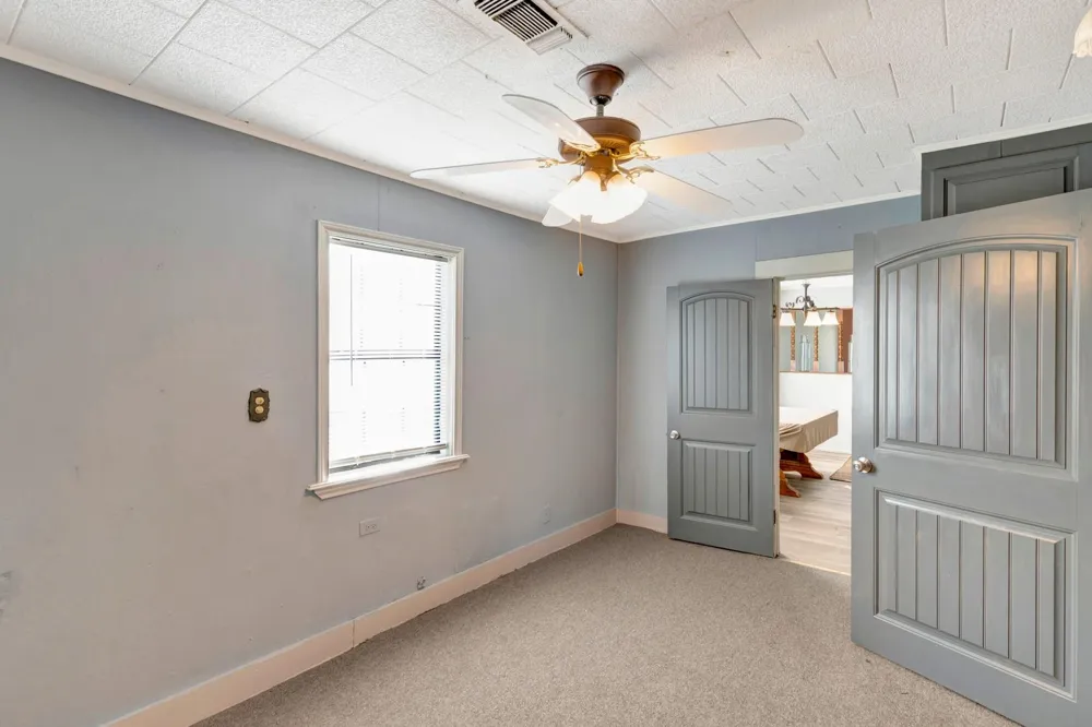 407 Bois D Arc Street Edna, TX 77957