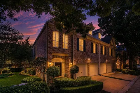 5819 Inwood Park Ct Court