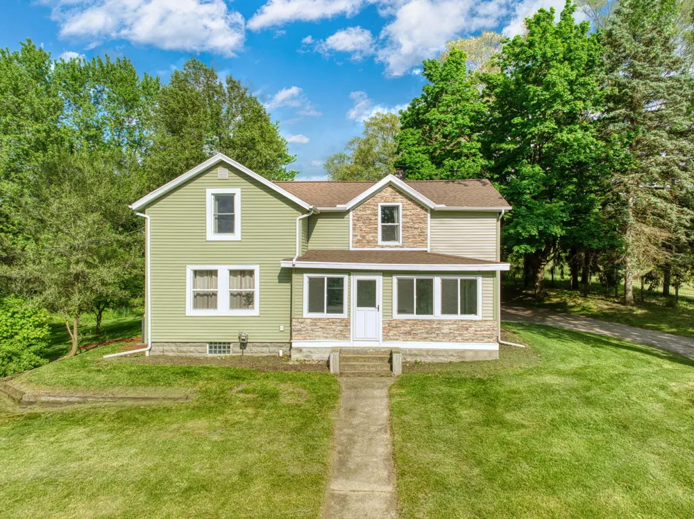 2515 Cooper Street Jackson, MI 49201