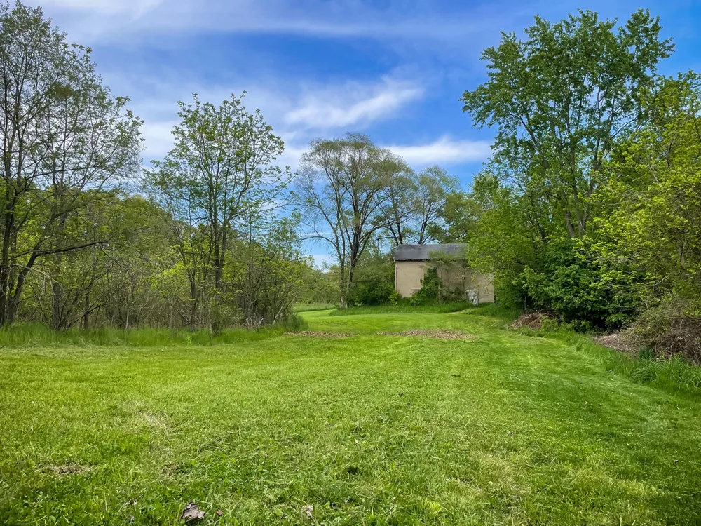 2515 Cooper Street Jackson, MI 49201