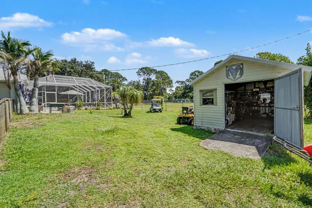1227 ZANZIBAR ROAD SE Palm Bay, FL 32909