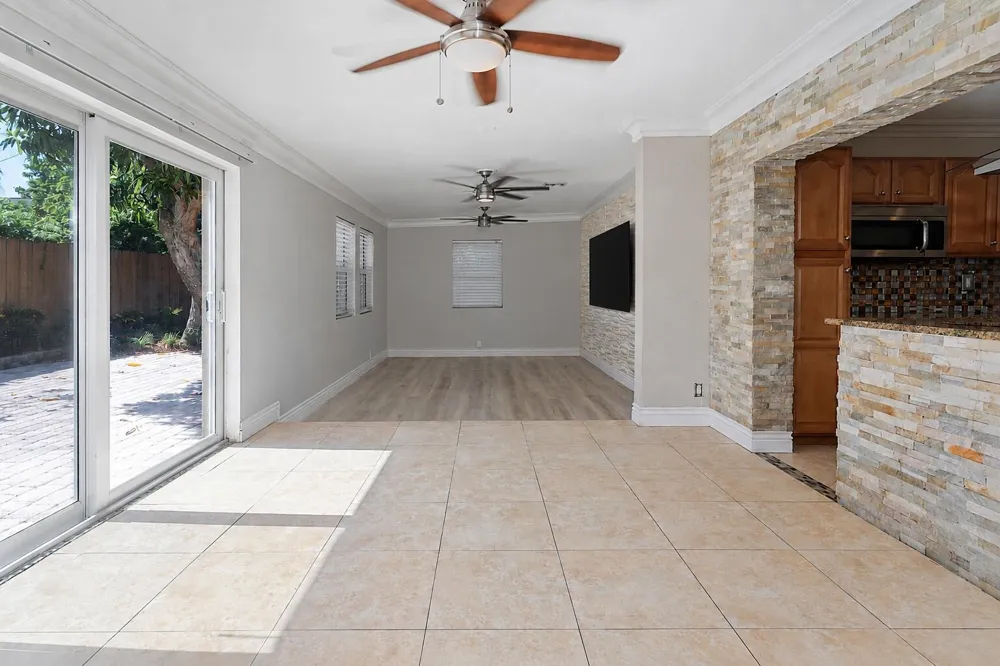 3100 S SEACREST BOULEVARD Boynton Beach, FL 33435