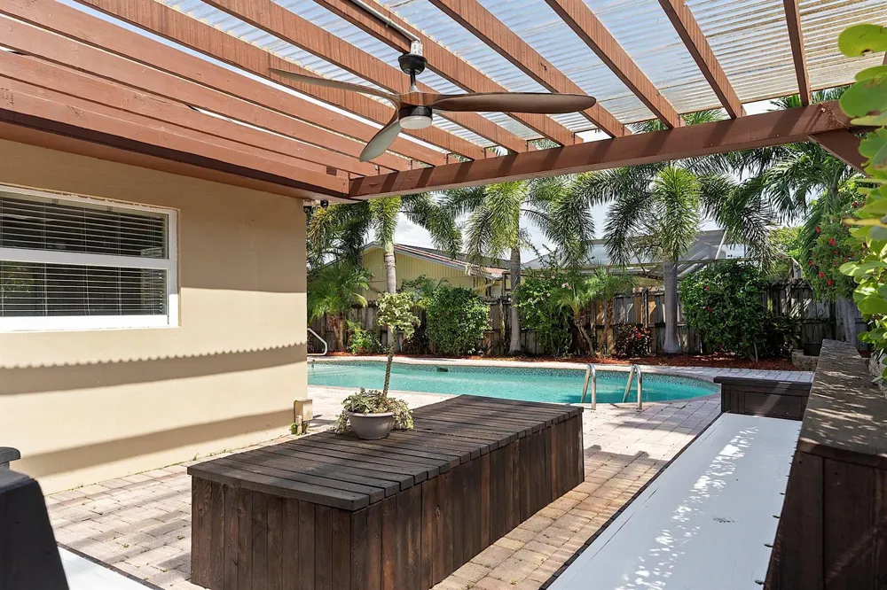 3100 S SEACREST BOULEVARD Boynton Beach, FL 33435