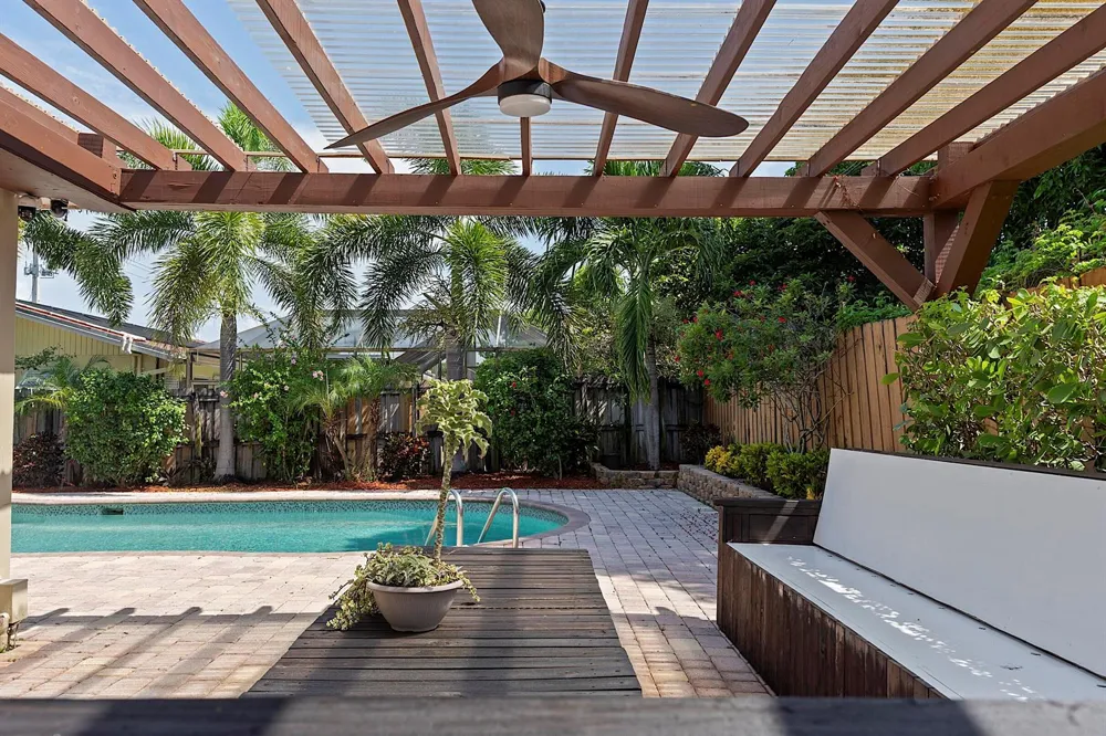 3100 S SEACREST BOULEVARD Boynton Beach, FL 33435