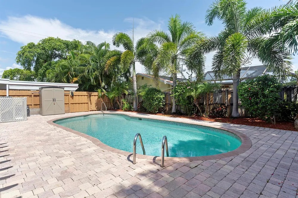 3100 S SEACREST BOULEVARD Boynton Beach, FL 33435