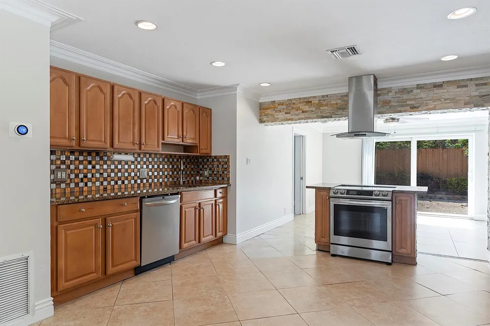 3100 S SEACREST BOULEVARD Boynton Beach, FL 33435