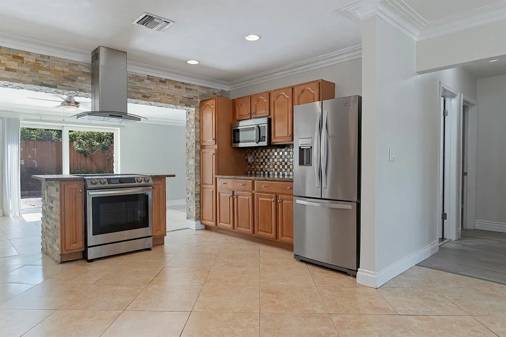 3100 S SEACREST BOULEVARD Boynton Beach, FL 33435