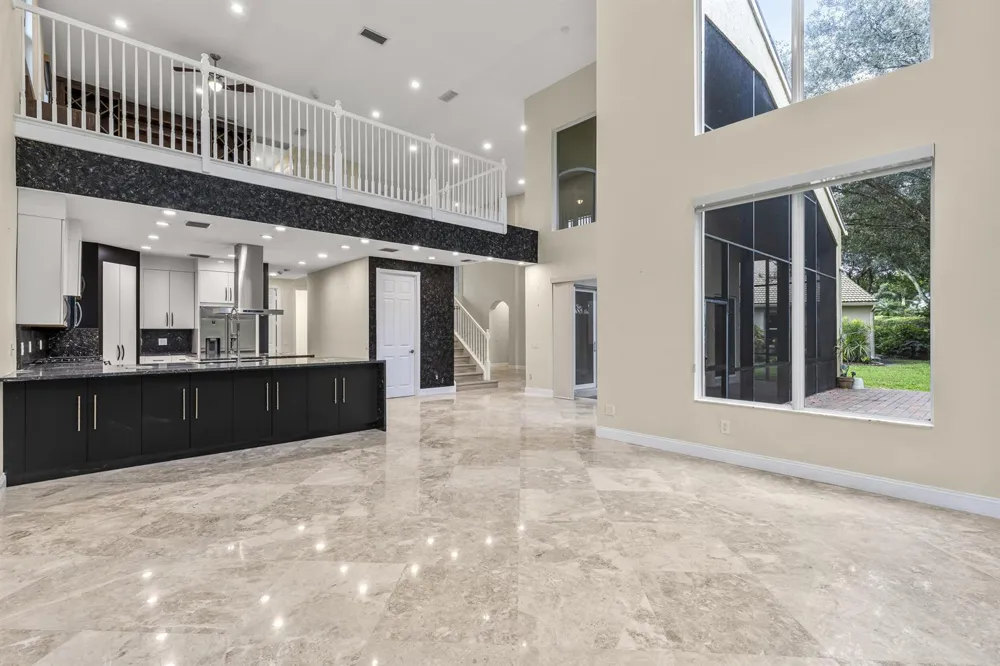 6966 Great Falls Circle Boynton Beach, FL 33437
