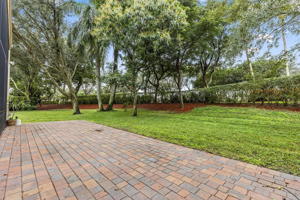6966 Great Falls Circle Boynton Beach, FL 33437