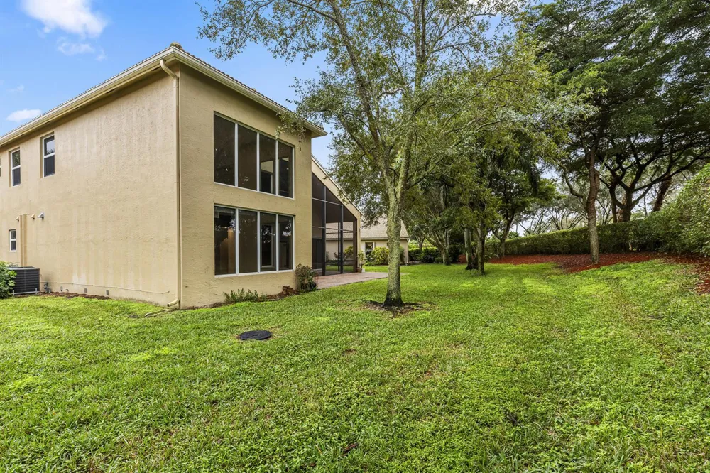 6966 Great Falls Circle Boynton Beach, FL 33437