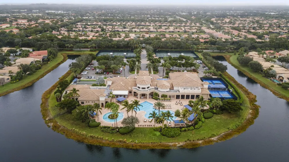 6966 Great Falls Circle Boynton Beach, FL 33437