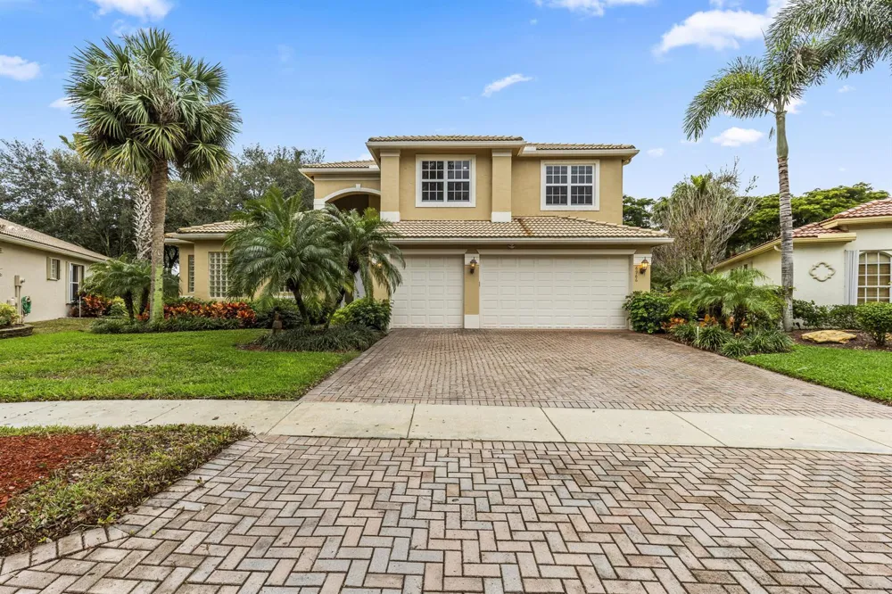 6966 Great Falls Circle Boynton Beach, FL 33437