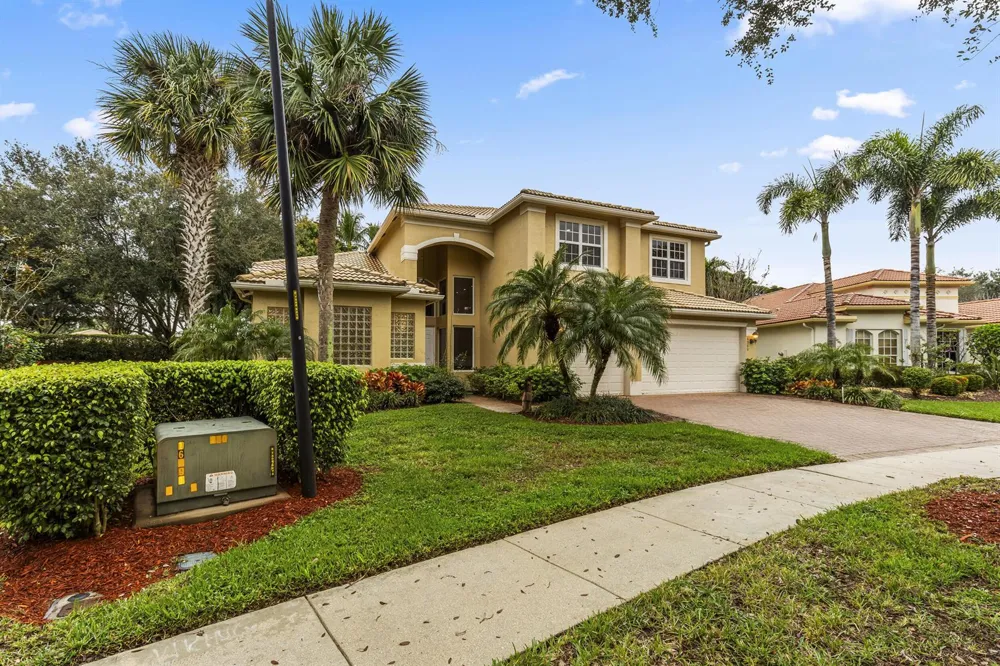 6966 Great Falls Circle Boynton Beach, FL 33437