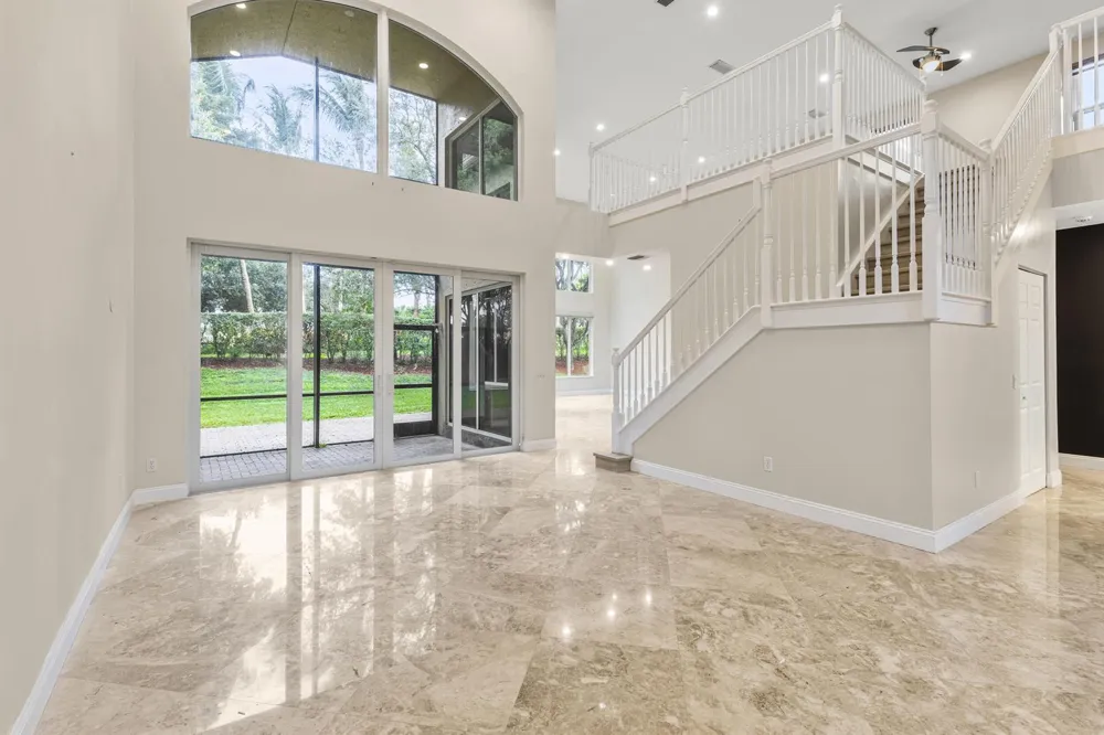 6966 Great Falls Circle Boynton Beach, FL 33437