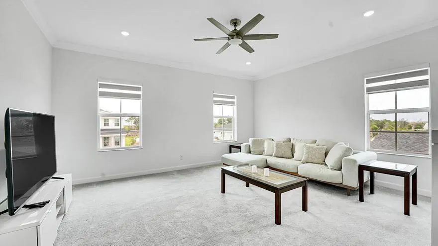 601 Hookline Circle Loxahatchee, FL 33470
