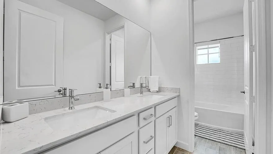 601 Hookline Circle Loxahatchee, FL 33470