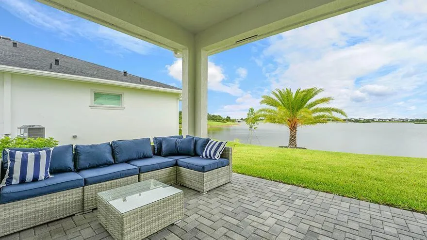 601 Hookline Circle Loxahatchee, FL 33470