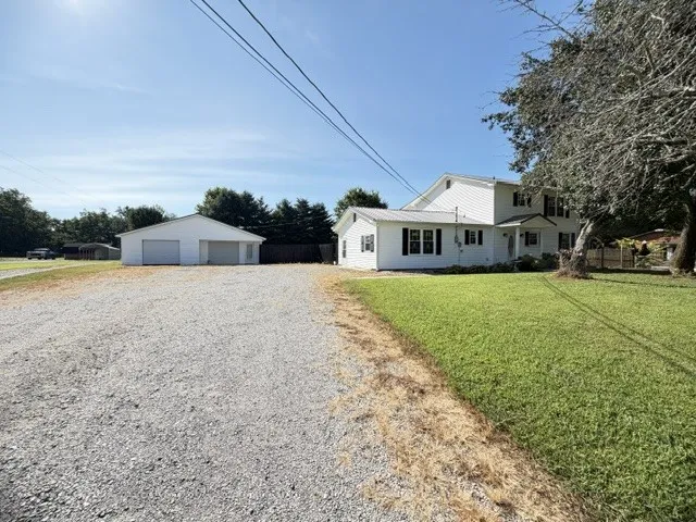 1684 Fletcher Rd Estill Springs, TN 37330