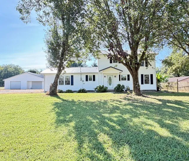 1684 Fletcher Rd Estill Springs, TN 37330