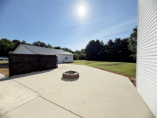 1684 Fletcher Rd Estill Springs, TN 37330