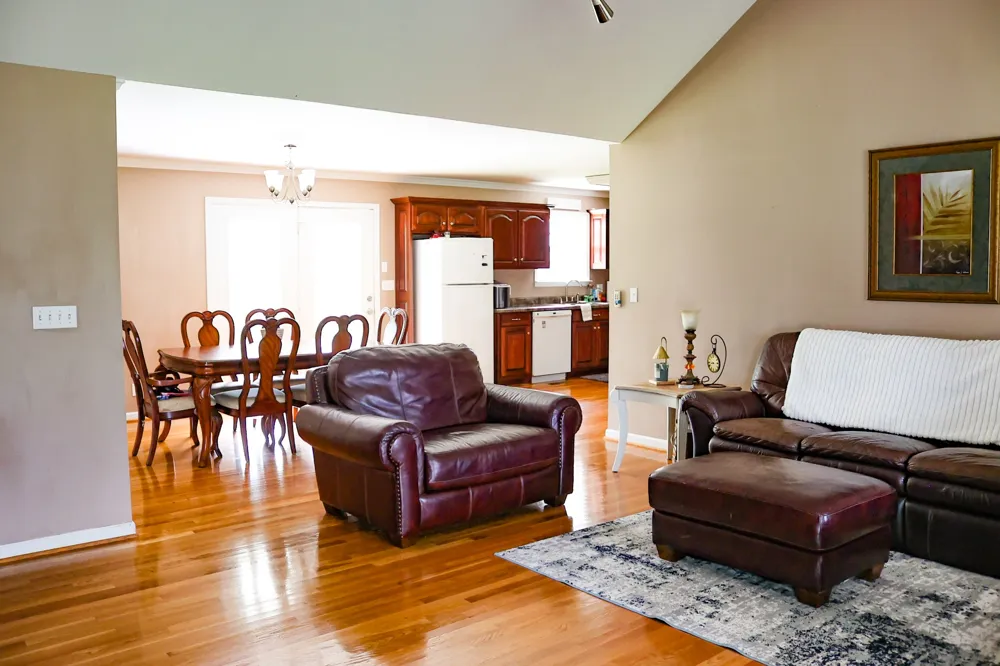4693 Shelbyville Rd McMinnville, TN 37110