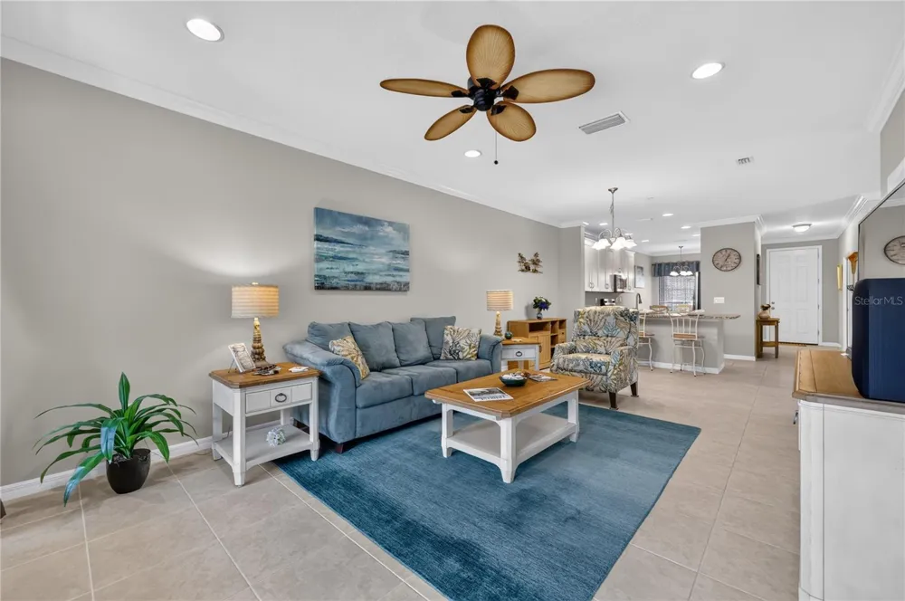 12710 SORRENTO WAY #101 Bradenton, FL 34211