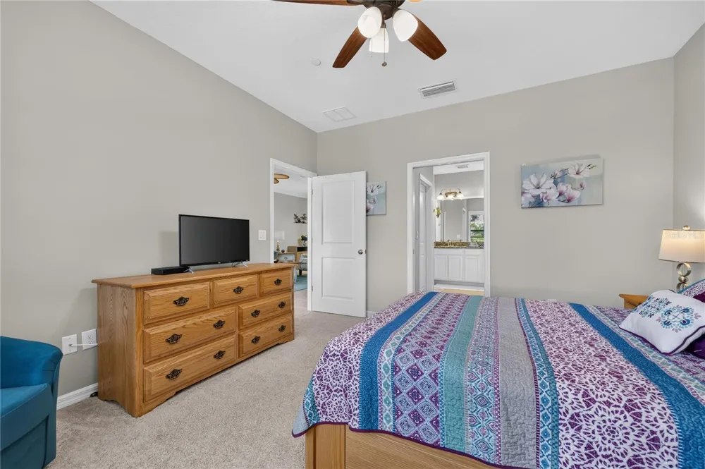 12710 SORRENTO WAY #101 Bradenton, FL 34211