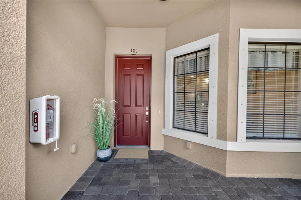 12710 SORRENTO WAY #101 Bradenton, FL 34211