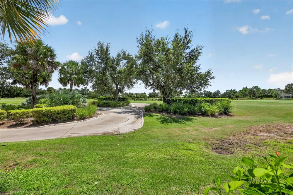 12710 SORRENTO WAY #101 Bradenton, FL 34211