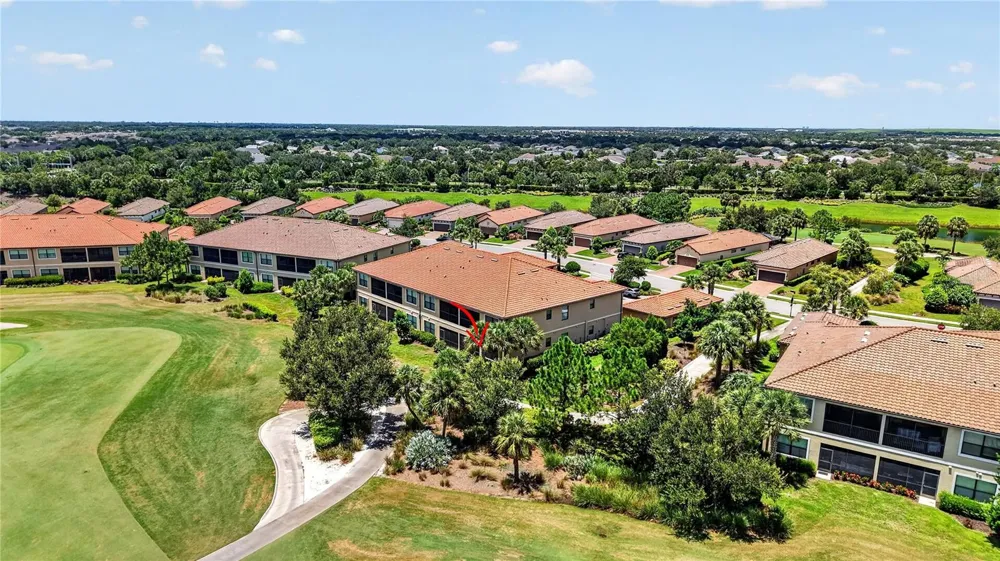 12710 SORRENTO WAY #101 Bradenton, FL 34211