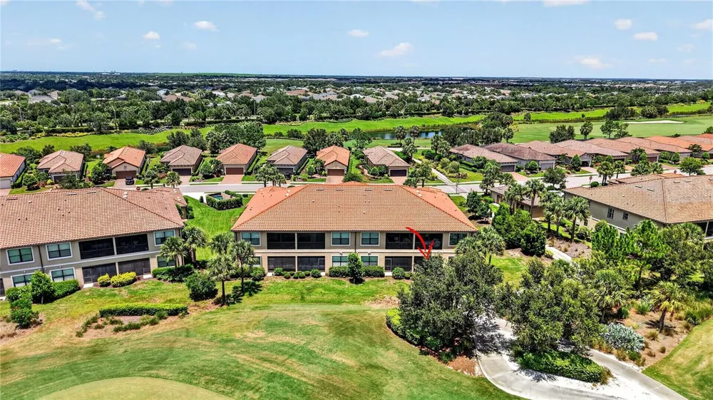 12710 SORRENTO WAY #101 Bradenton, FL 34211