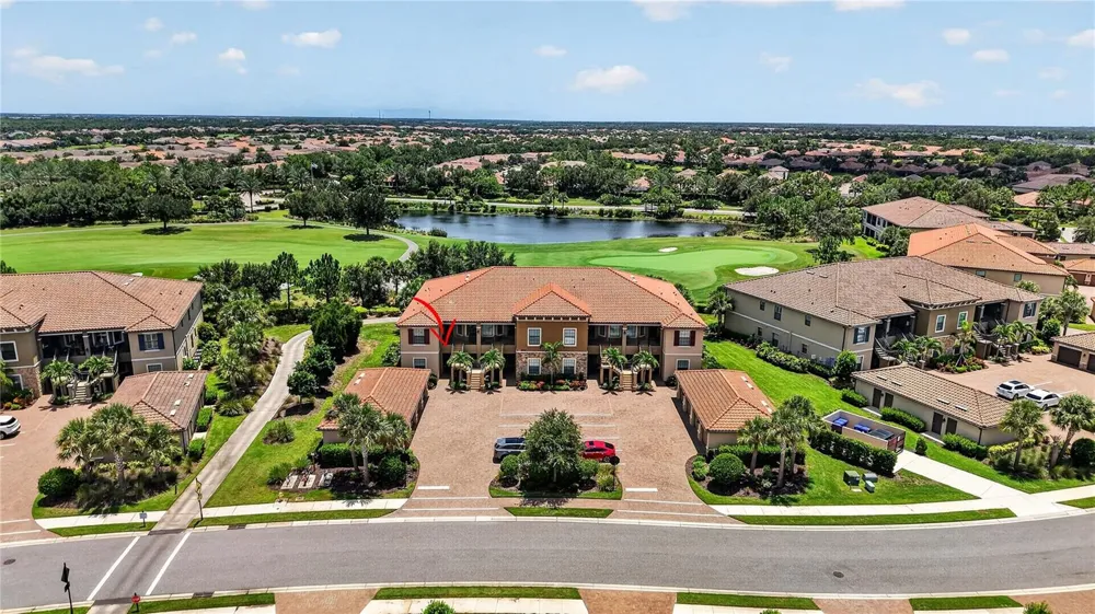 12710 SORRENTO WAY #101 Bradenton, FL 34211