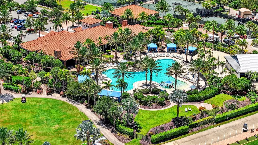 12710 SORRENTO WAY #101 Bradenton, FL 34211