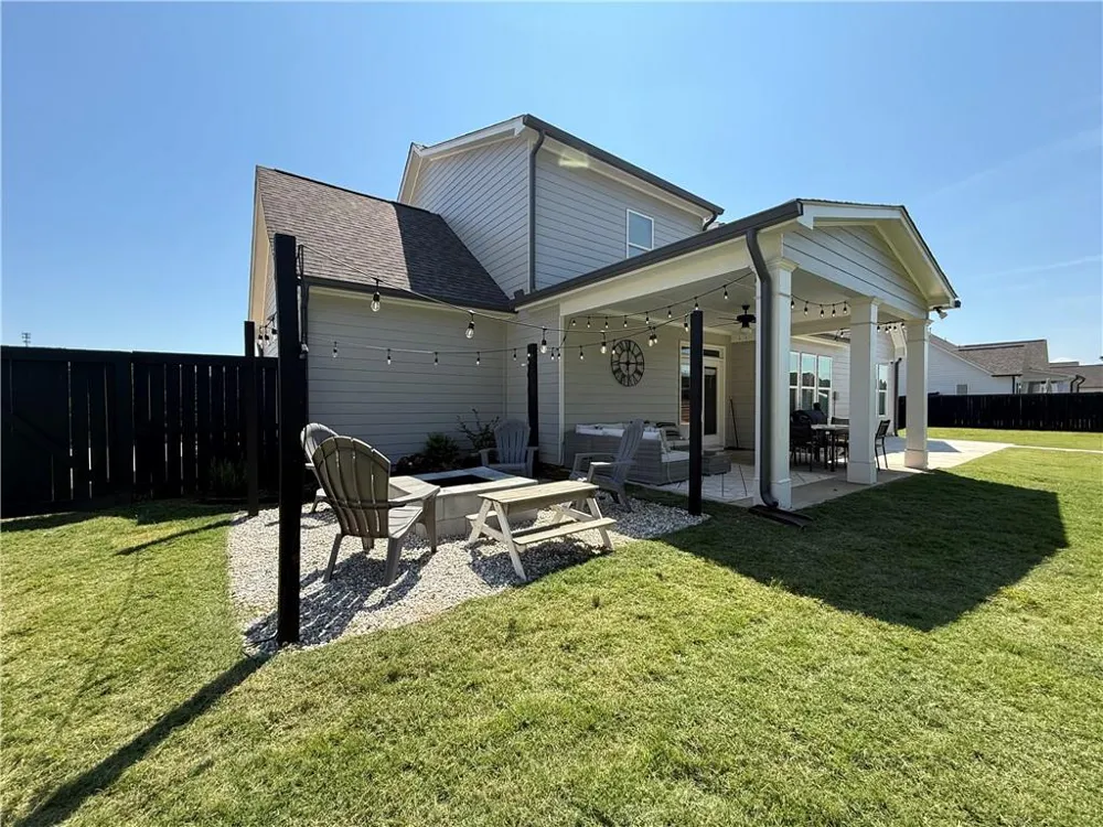 868 Smith Mill Winder, GA 30680