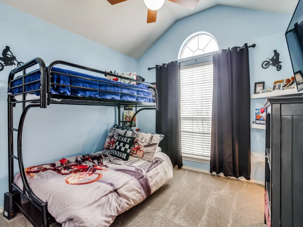 136 Alyssa Court Weatherford, TX 76085