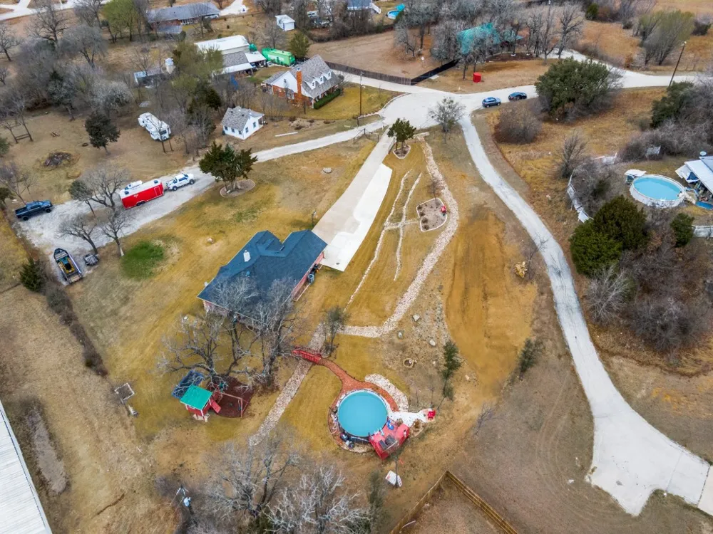 136 Alyssa Court Weatherford, TX 76085